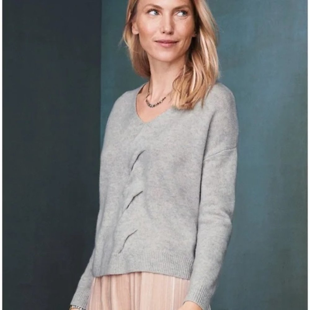Garnet Hill Burgundy Cashmere Pullover V-Neck Sweater with Front Twist Detail
